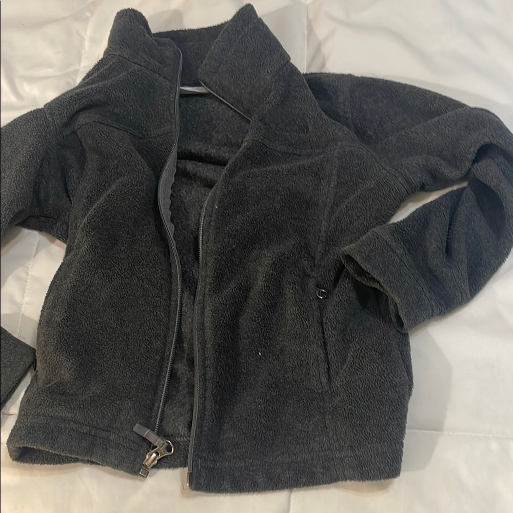 Columbia Kids XS 6/7 gray fleece jacket.